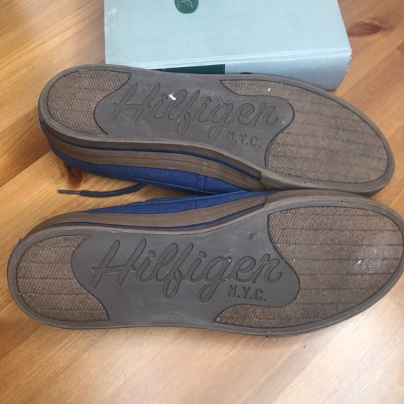 Retro TOMMY HILFIGER Topsiders - Picture 6 of 6